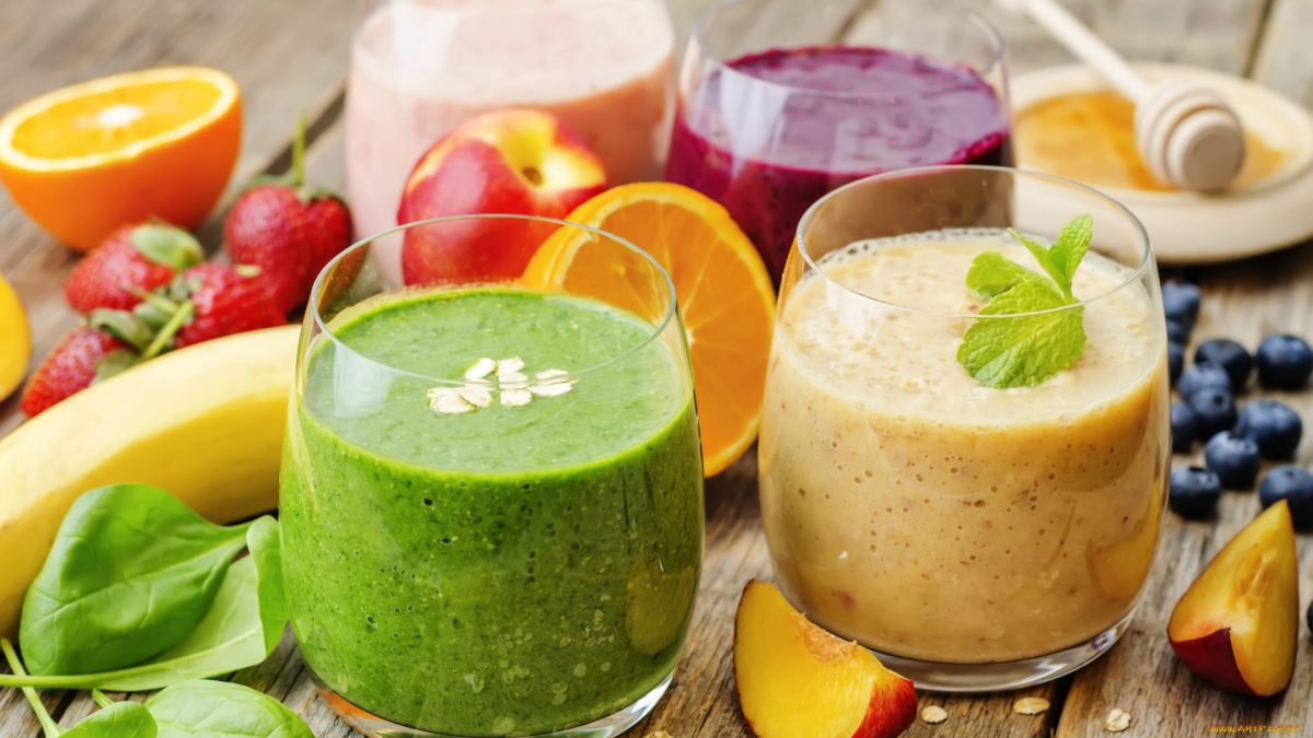 5 receptov na zdravé smoothie, ktoré nahradia raňajky alebo desiatu