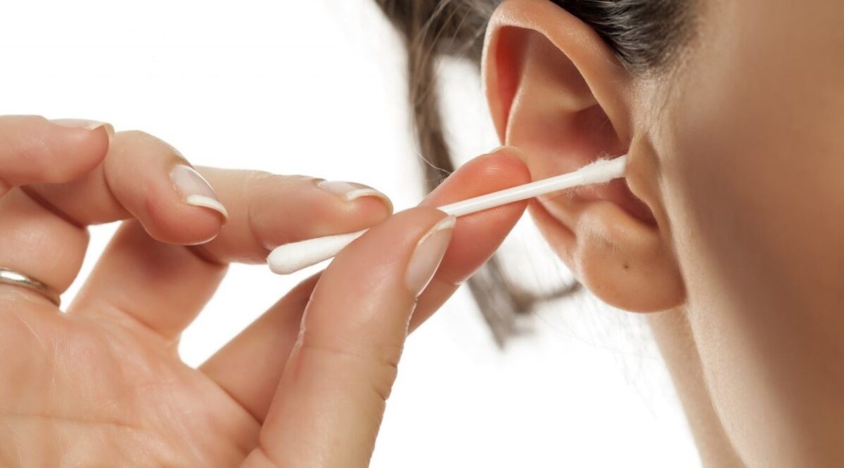 Čistenie uší: Čo robiť, ak zrazu horšie počujete?