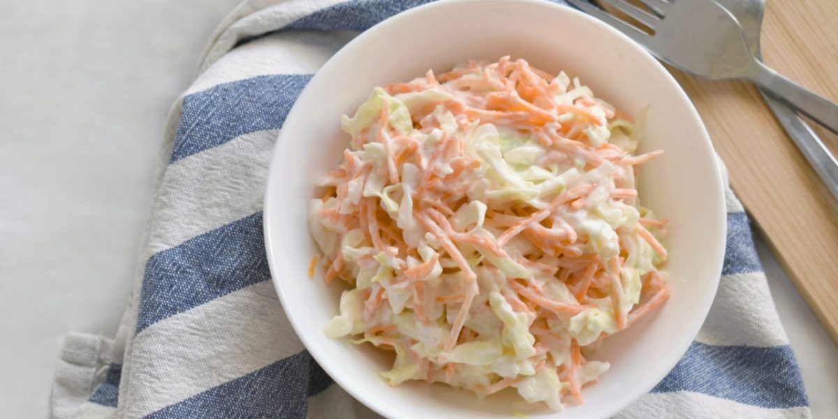 Coleslaw šalát: Dokonalý sprievodca pre chutnú a zdravú prílohu k vášmu jedlu