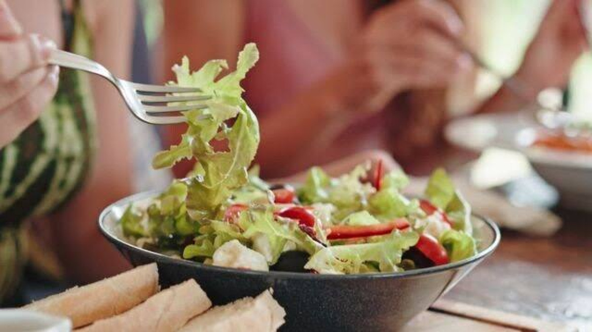 Jedna prísada robí šalátový dresing oveľa lepším