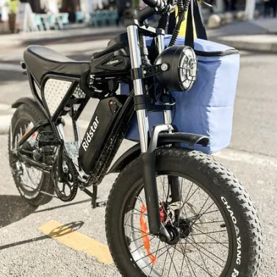 Výhody skútra bez jeho nevýhod? „Fat bike“, nový trend v uliciach