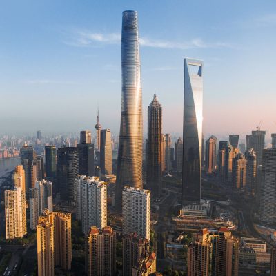 V Číne existujú mrakodrapy také vysoké, že sa objavilo nové povolanie: ľudia poverení doručovaním jedla na najvyššie poschodia